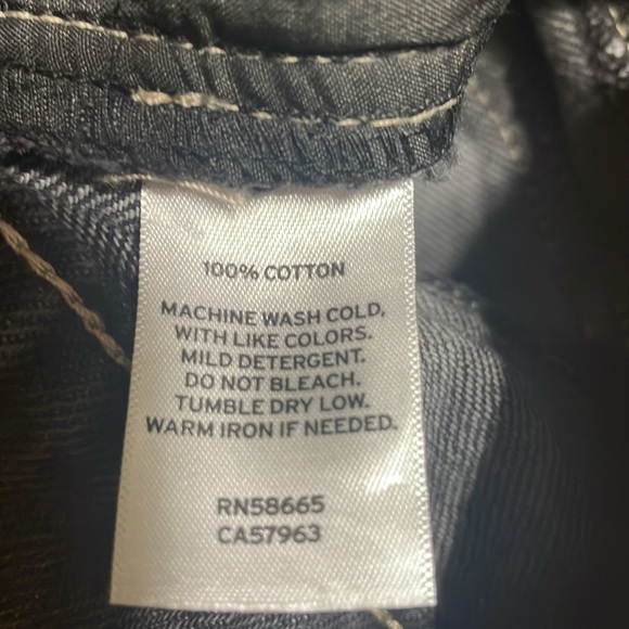 Women’s BP mom jeans - Picture 8 of 9